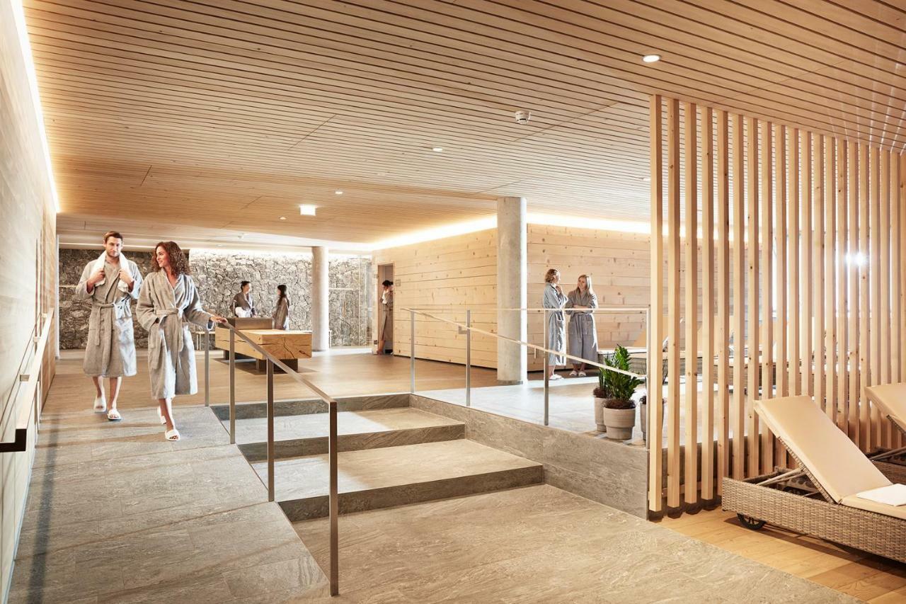 Hotel Die Waelderin-Wellness, Sport & Natur Mellau Buitenkant foto